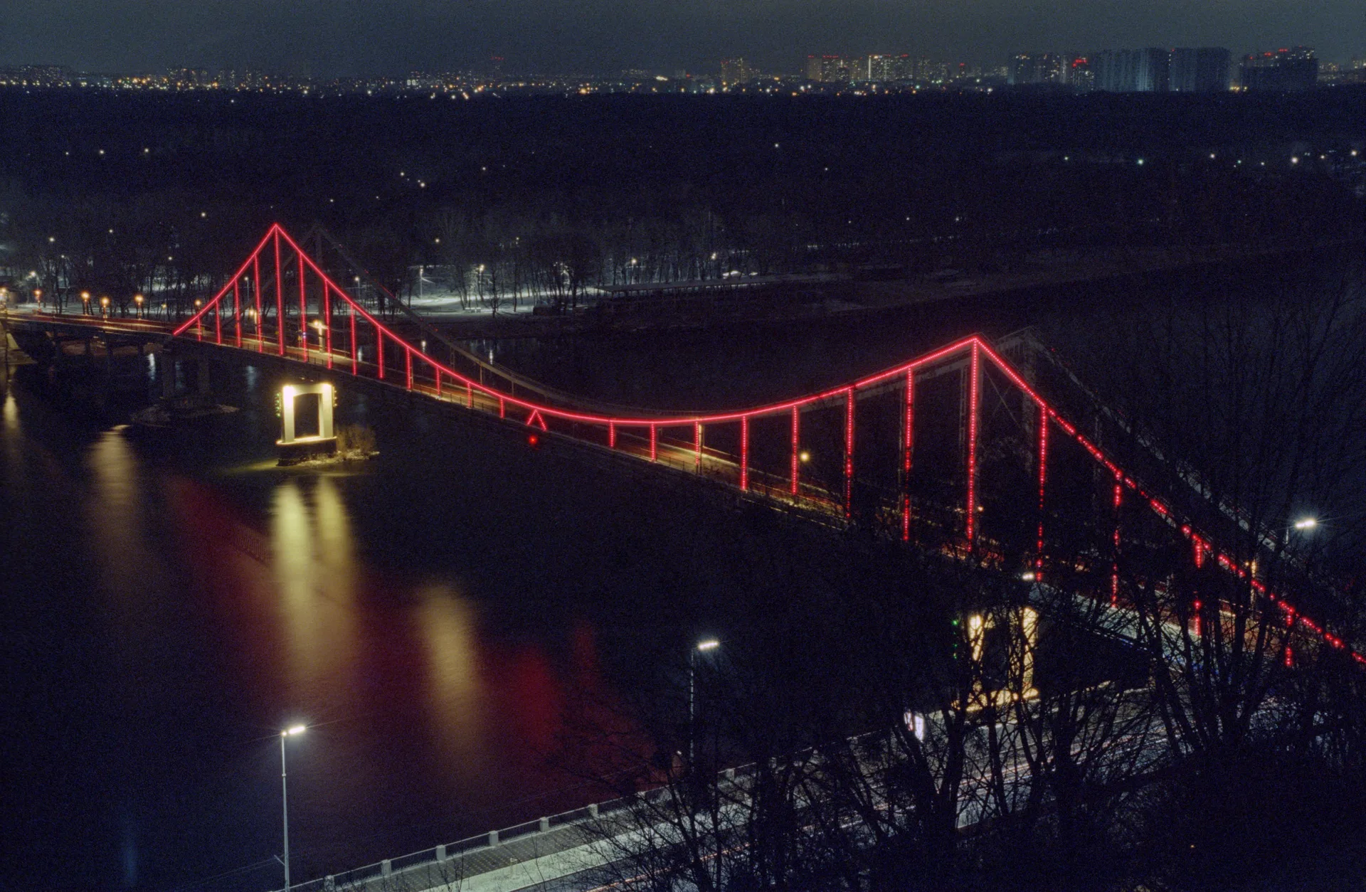 Неоновый мост / Neon bridge